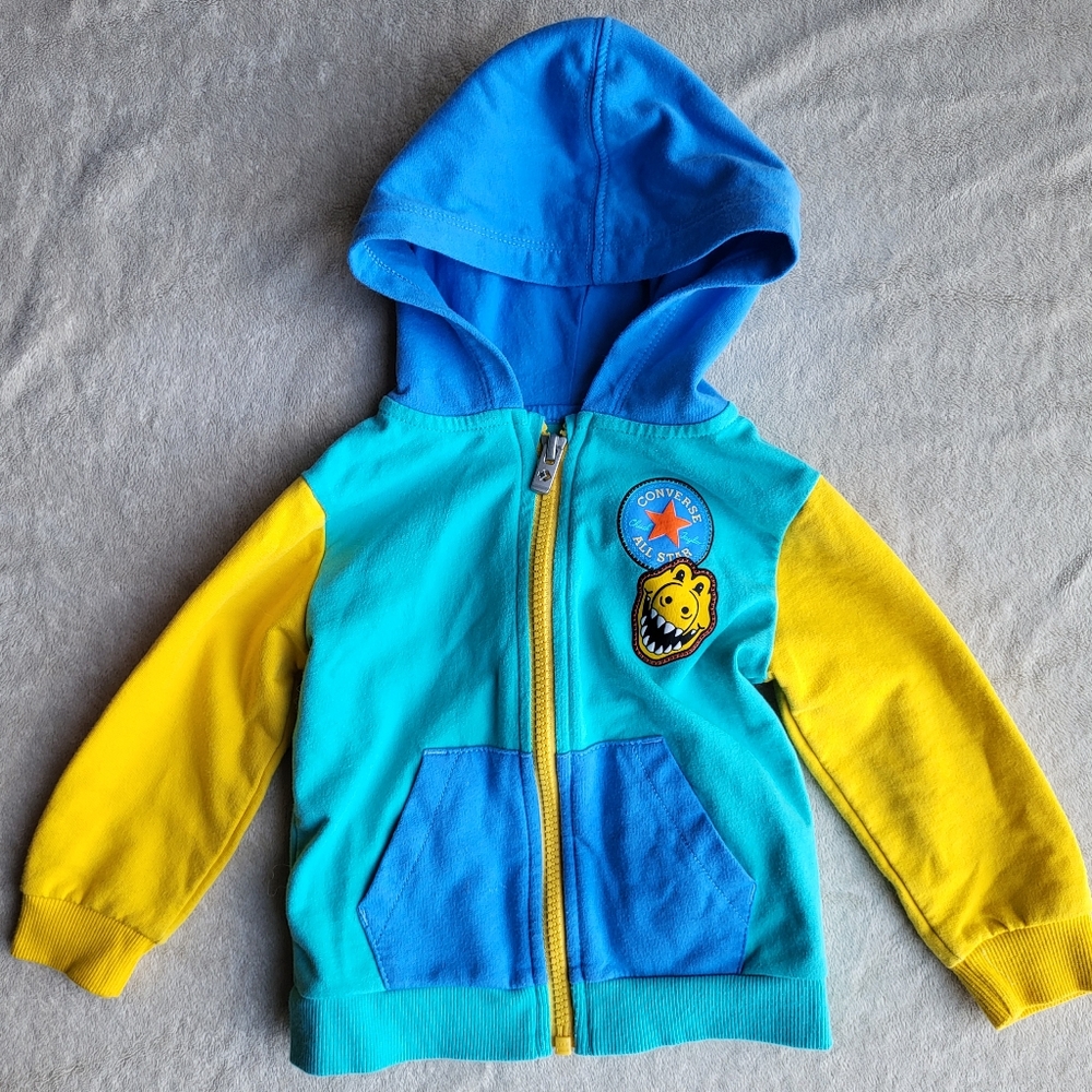 Converse Blue and Yellow Sweatshirt Vibrant Sporty Design